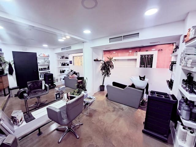 Commercieel te koop in Cort, Palma de Mallorca - € 45.000 (Ref: 9388011)