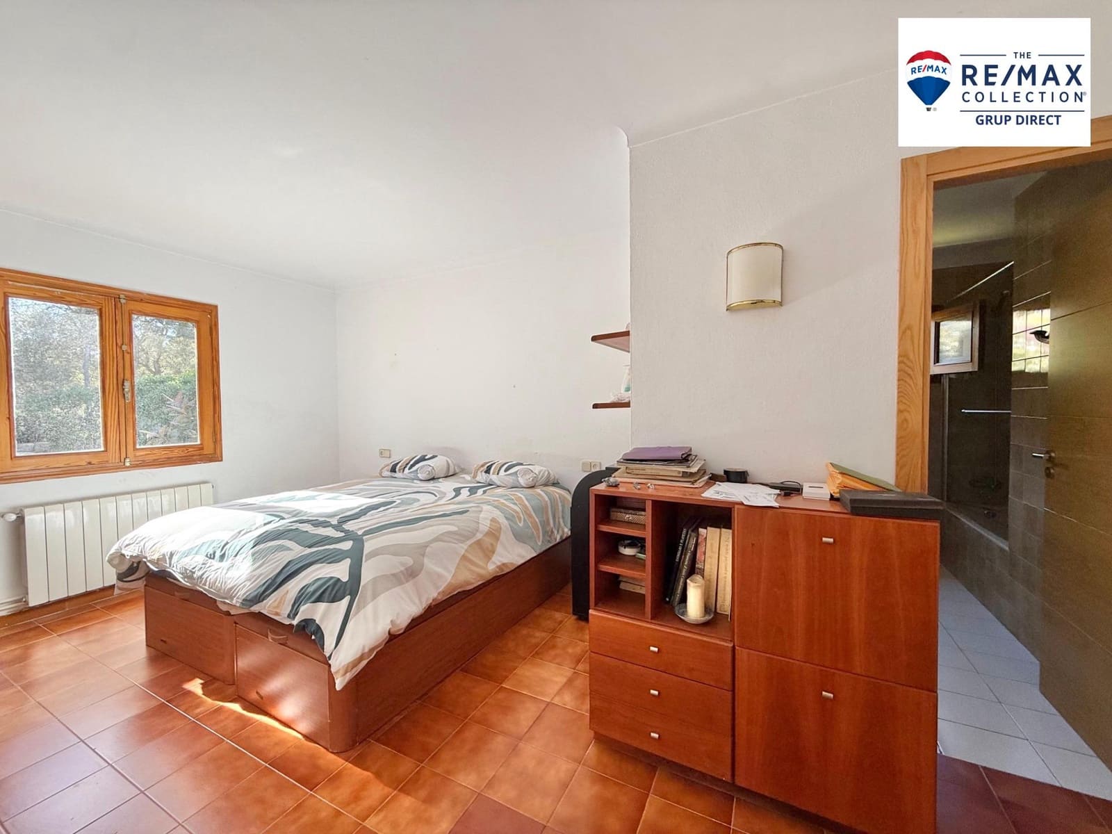 4 bedroom Villa for sale in Santa Ponsa with pool garage - € 1,950,000 (Ref: 9390973)