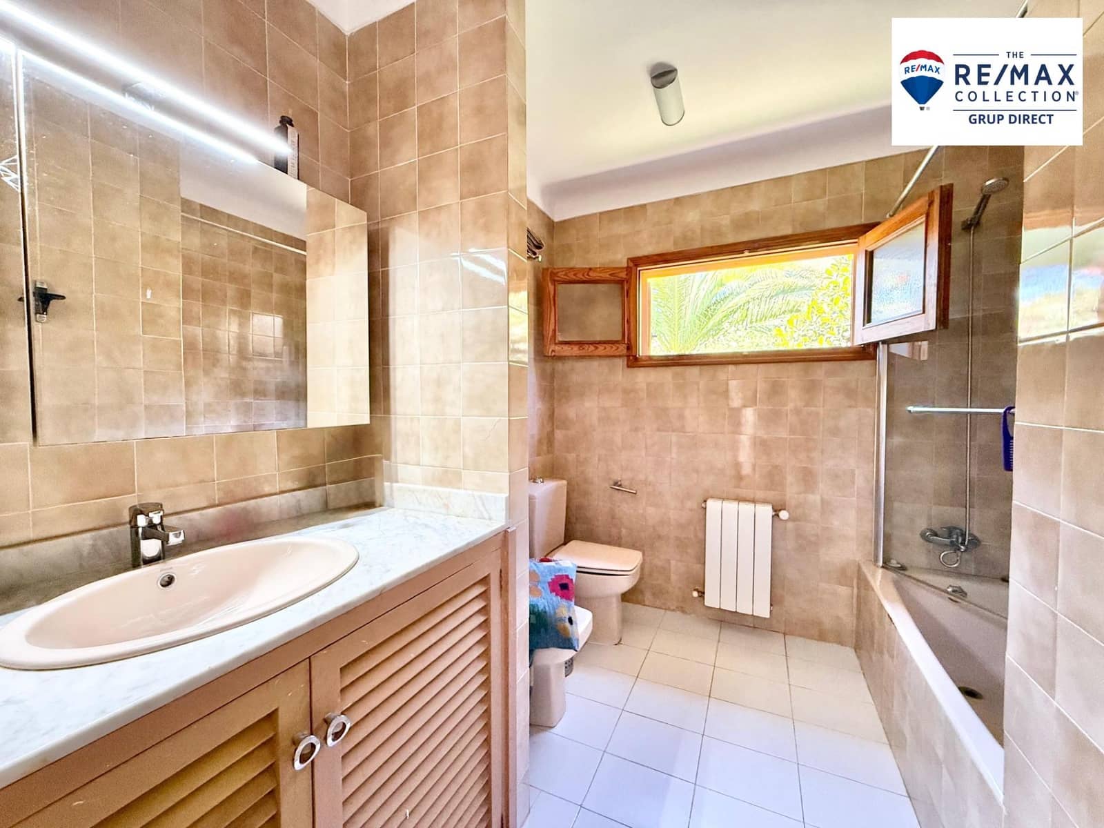 4 bedroom Villa for sale in Santa Ponsa with pool garage - € 1,950,000 (Ref: 9390973)