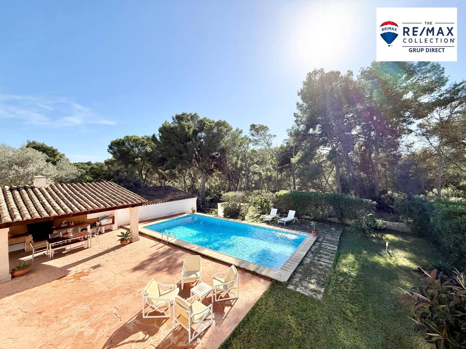 4 bedroom Villa for sale in Santa Ponsa with pool garage - € 1,950,000 (Ref: 9390973)