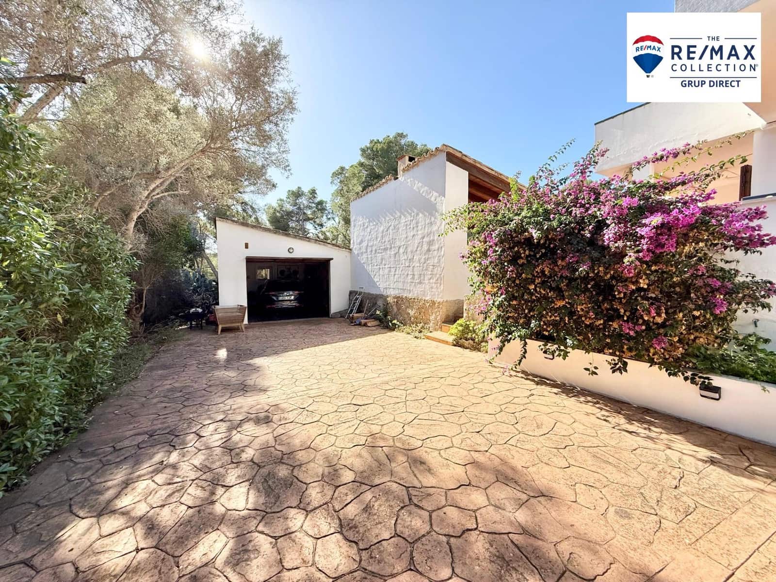 4 bedroom Villa for sale in Santa Ponsa with pool garage - € 1,950,000 (Ref: 9390973)