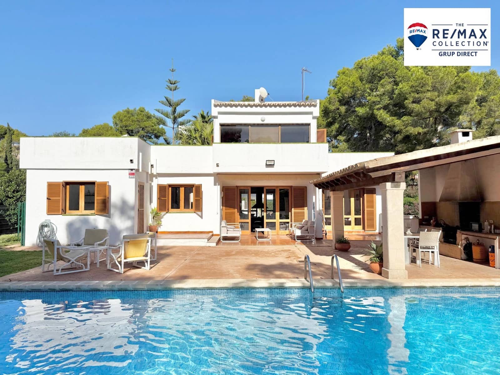 4 soverom Villa til salgs i Santa Ponsa med svømmebasseng garasje - € 1 950 000 (Ref: 9390973)