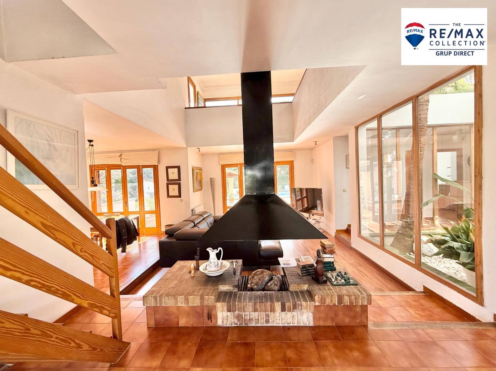 4 soverom Villa til salgs i Santa Ponsa med svømmebasseng garasje - € 1 950 000 (Ref: 9390973)