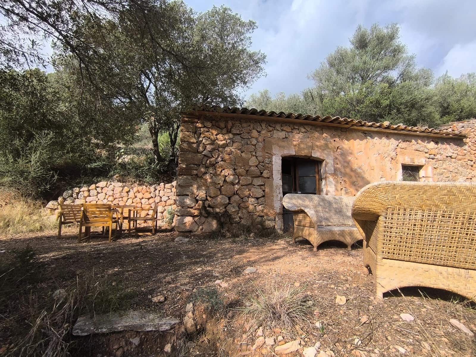1 bedroom Finca/Country House for sale in Andratx - € 128,000 (Ref: 9417651)
