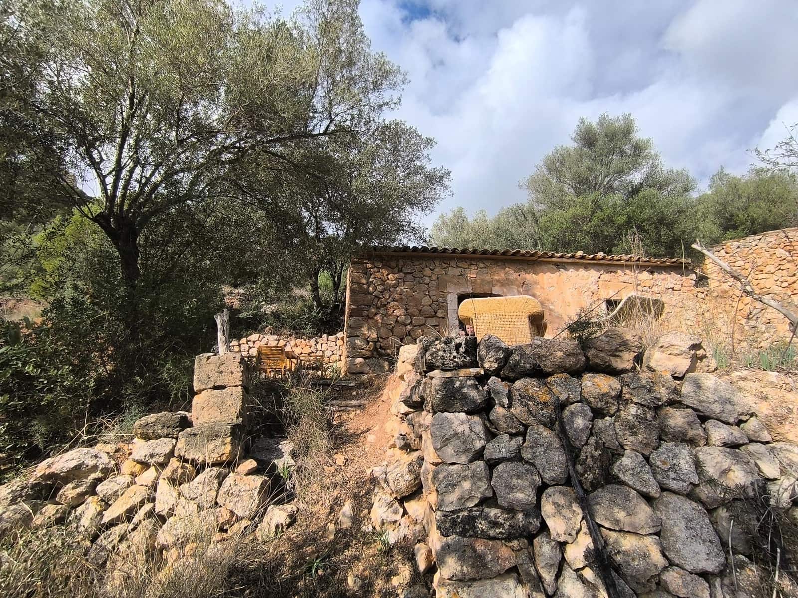 1 bedroom Finca/Country House for sale in Andratx - € 128,000 (Ref: 9417651)