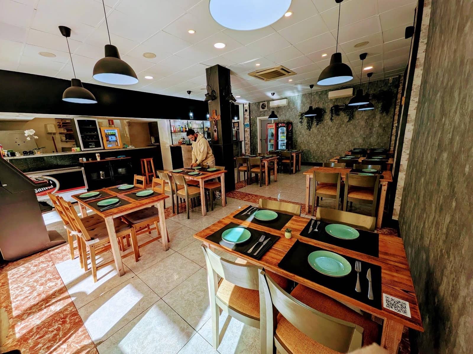 Kommersiell til leie i Coll d'en Rabassa - € 1 250 (Ref: 9419869)