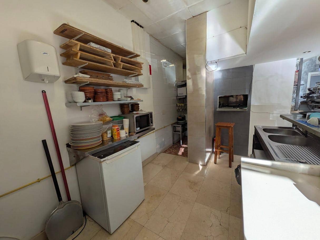 Gewerbe zu vermieten in Coll d'en Rabassa - 1.250 € (Ref: 9419869)