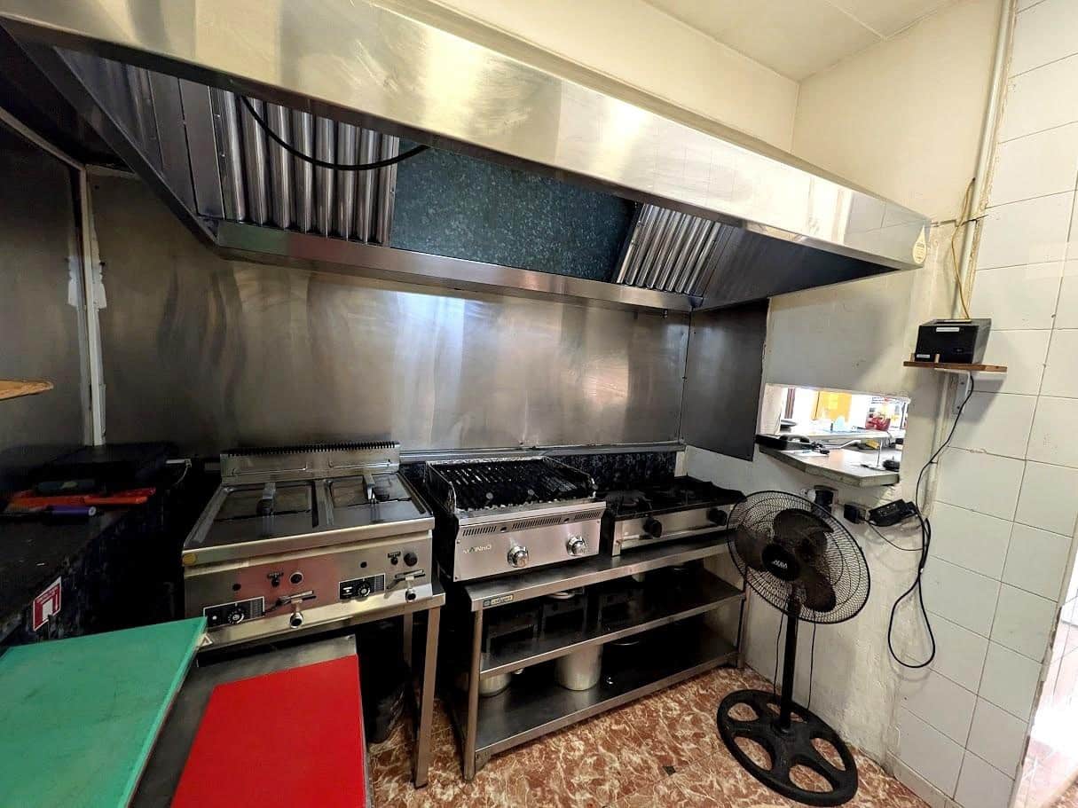 Gewerbe zu vermieten in Coll d'en Rabassa - 1.250 € (Ref: 9419869)