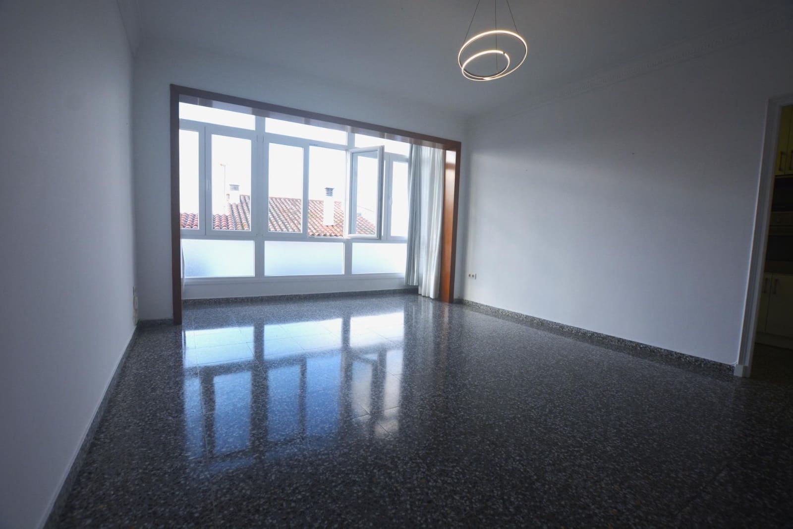 4 bedroom Flat for sale in El Migjorn Gran / Es Migjorn Gran - € 282,000 (Ref: 9451107)