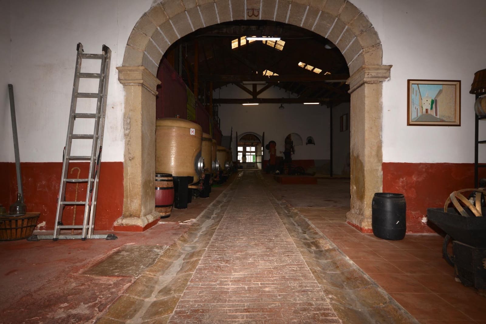 Business for sale in Binissalem with garage - € 2,500,000 (Ref: 9462451)