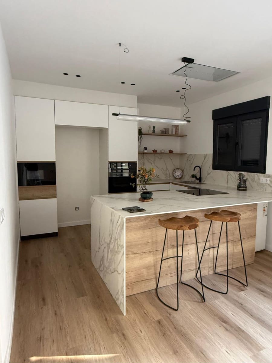 3 bedroom Apartment for sale in Palma de Mallorca - € 530,000 (Ref: 9468541)