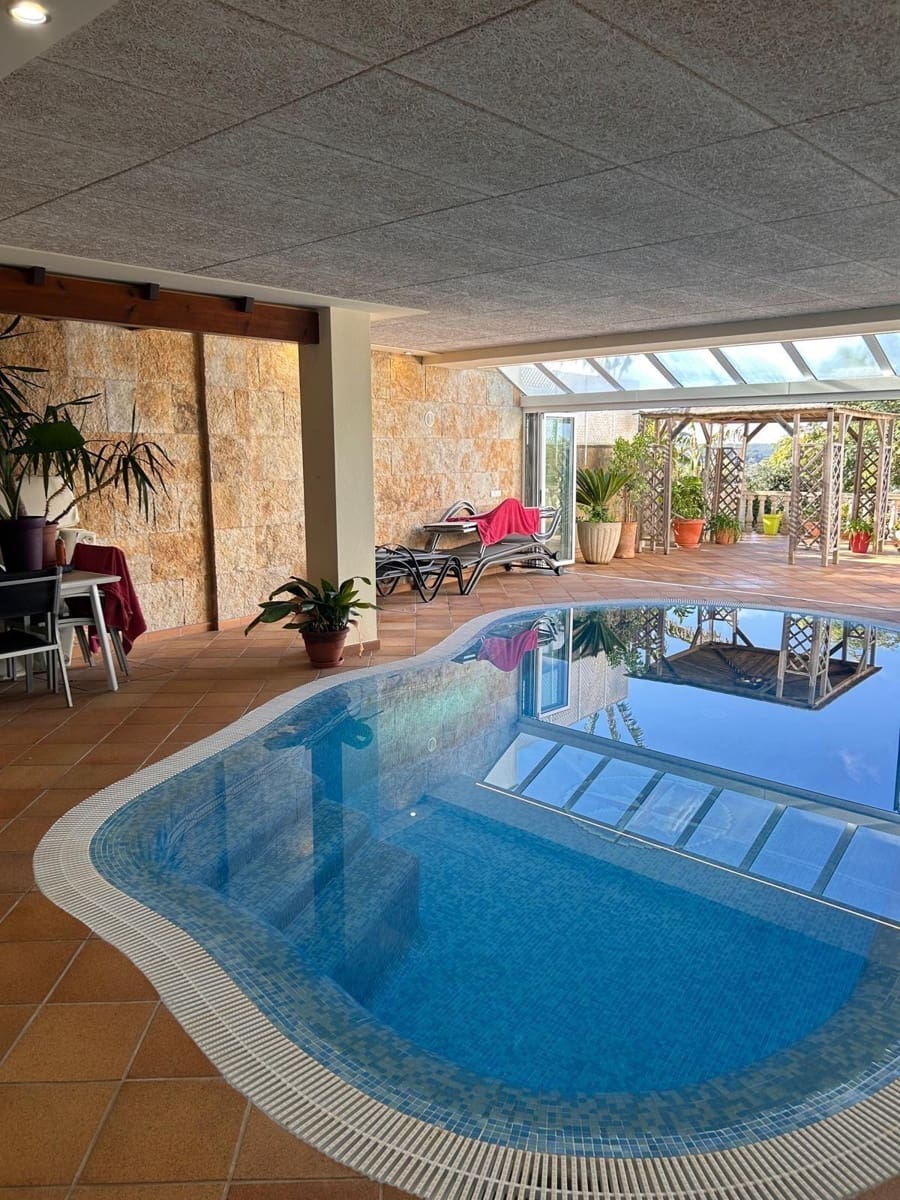 3 sovrum Radhus till salu i Alayor / Alaior med pool garage - 1 275 000 € (Ref: 9488382)