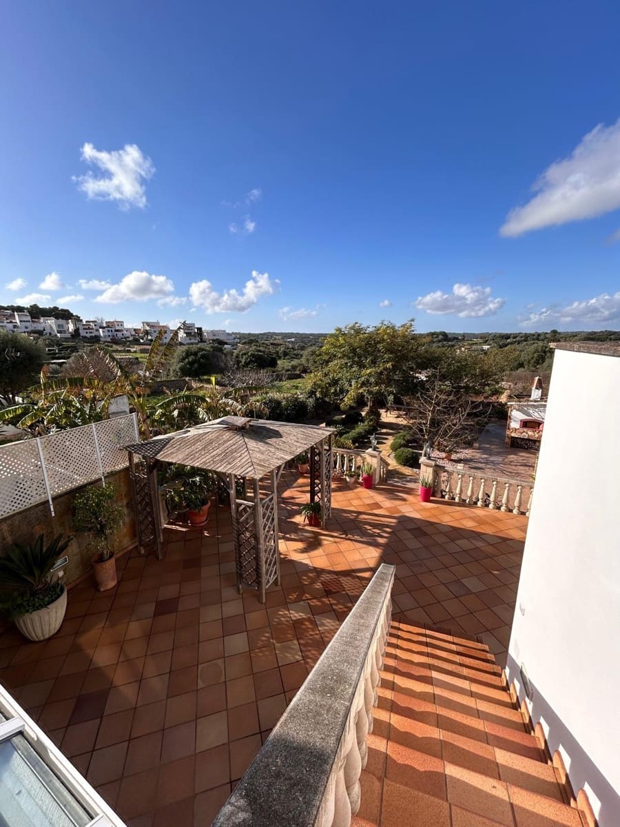 3 sovrum Radhus till salu i Alayor / Alaior med pool garage - 1 275 000 € (Ref: 9488382)