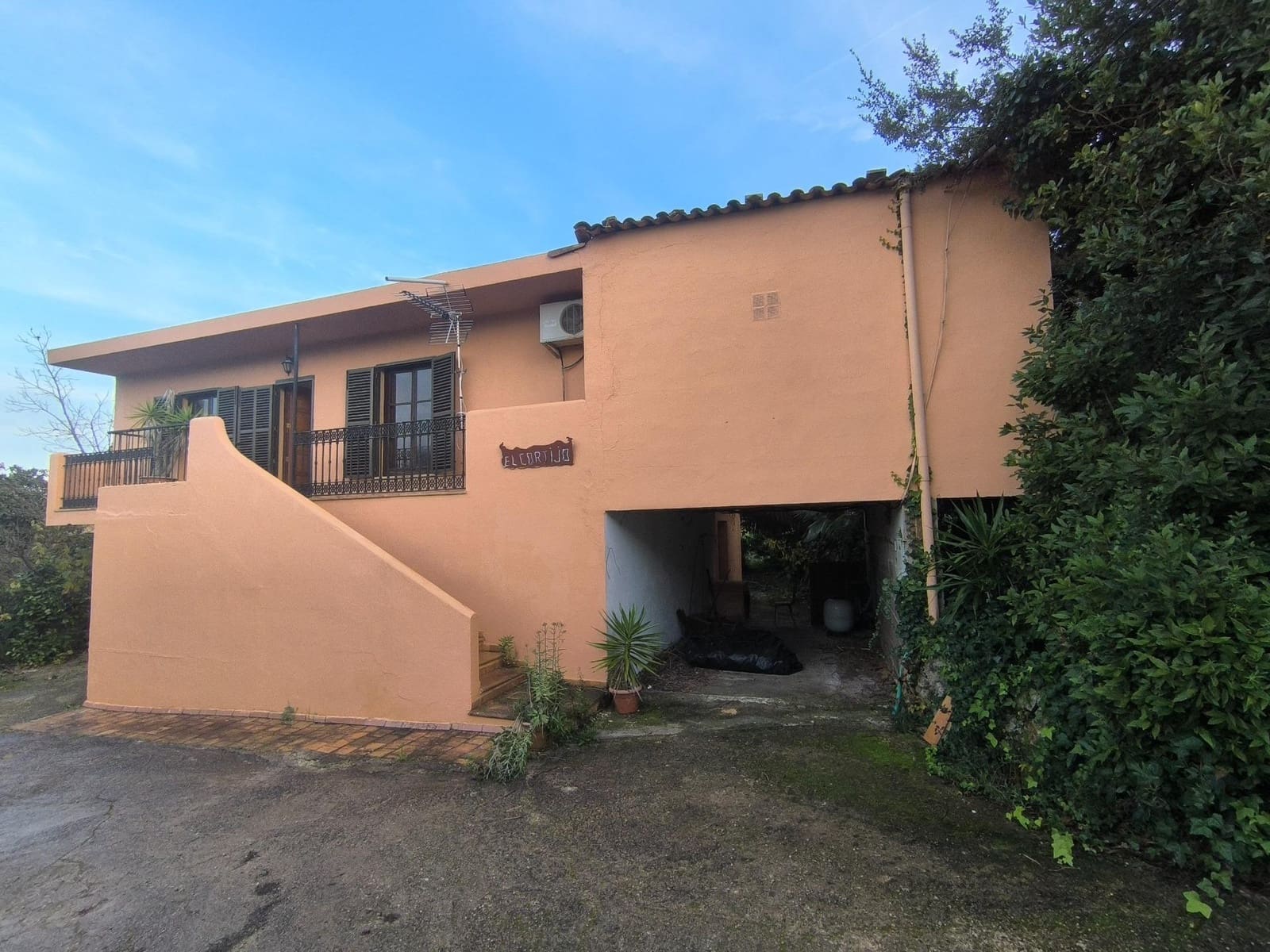 3 bedroom Finca/Country House for sale in Sant Joan with pool garage - € 470,000 (Ref: 9502452)