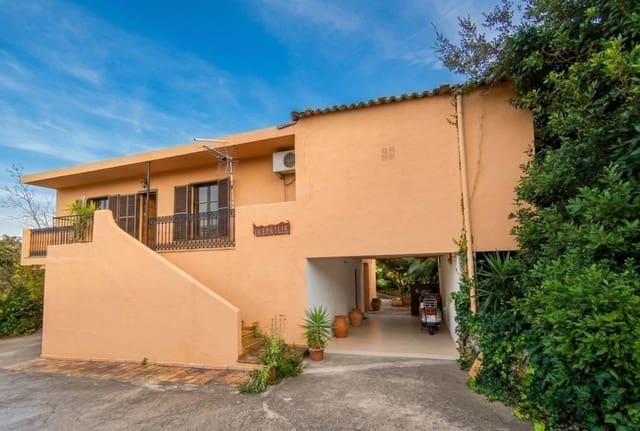 3 sypialnia Finka/Dom wiejski na sprzedaż w Sant Joan z basenem garażem - 470 000 € (Ref: 9502452)