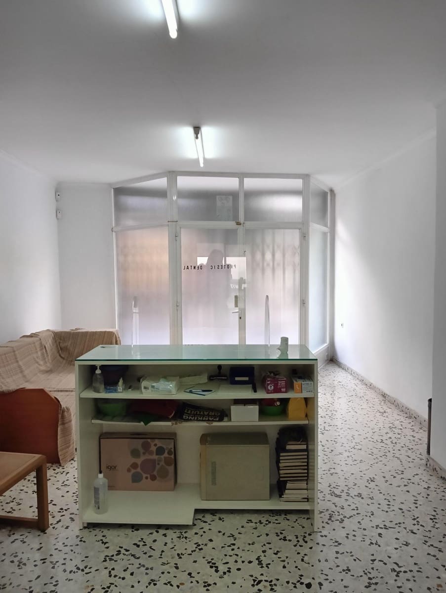 Kommersiell att hyra i Manacor - 1 500 € (Ref: 9530656)