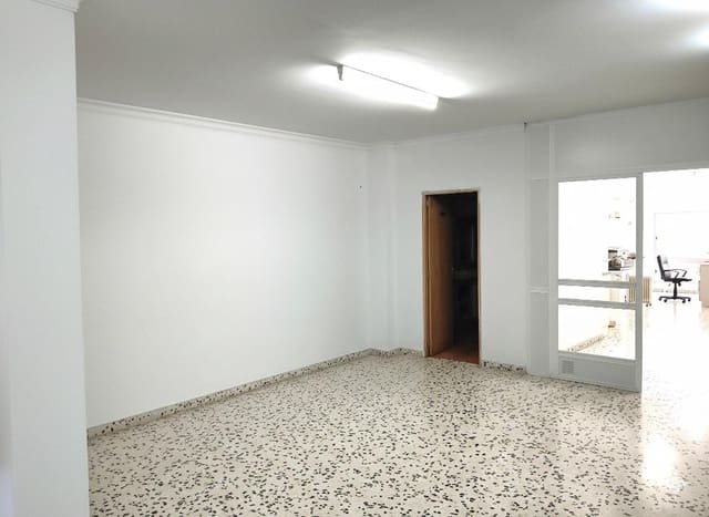 Kommersiell att hyra i Manacor - 1 500 € (Ref: 9530656)