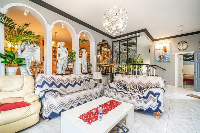 5 Zimmer Villa zu verkaufen in Palma de Mallorca mit Pool - 1.820.000 € (Ref: 9533831)