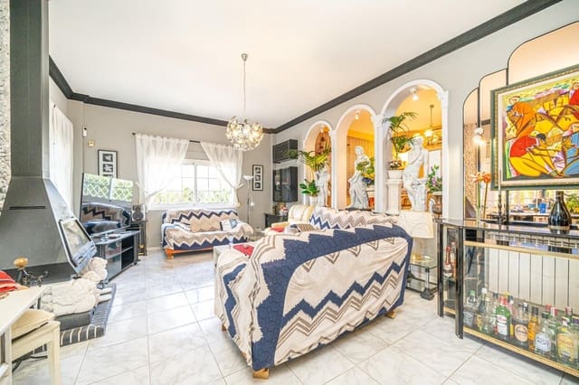 5 Zimmer Villa zu verkaufen in Palma de Mallorca mit Pool - 1.820.000 € (Ref: 9533831)