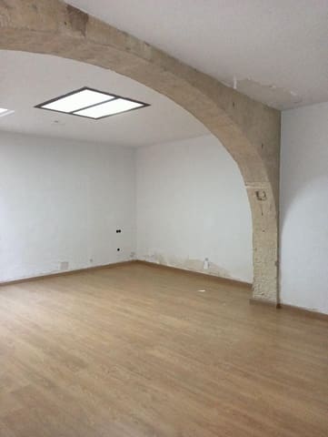 Entreprise à louer à Manacor - 750 € (Ref: 9533832)