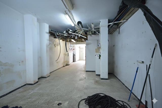 Commercieel te koop in Son Cotoner, Palma de Mallorca - € 160.000 (Ref: 9574709)