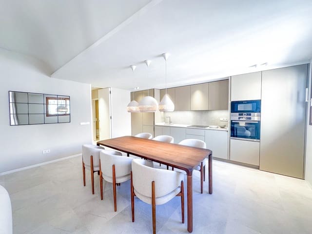 2 quarto Penthouse para venda em Foners, Palma de Mallorca com piscina - 660 000 € (Ref: 9599627)