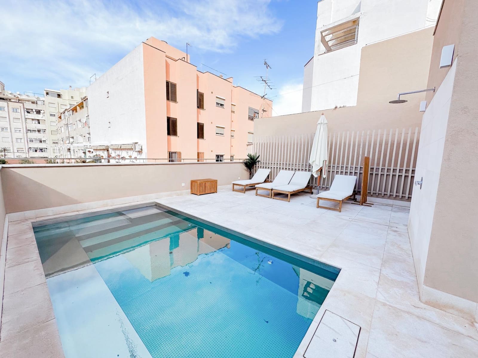 2 quarto Penthouse para venda em Palma de Mallorca com piscina - 660 000 € (Ref: 9599627)