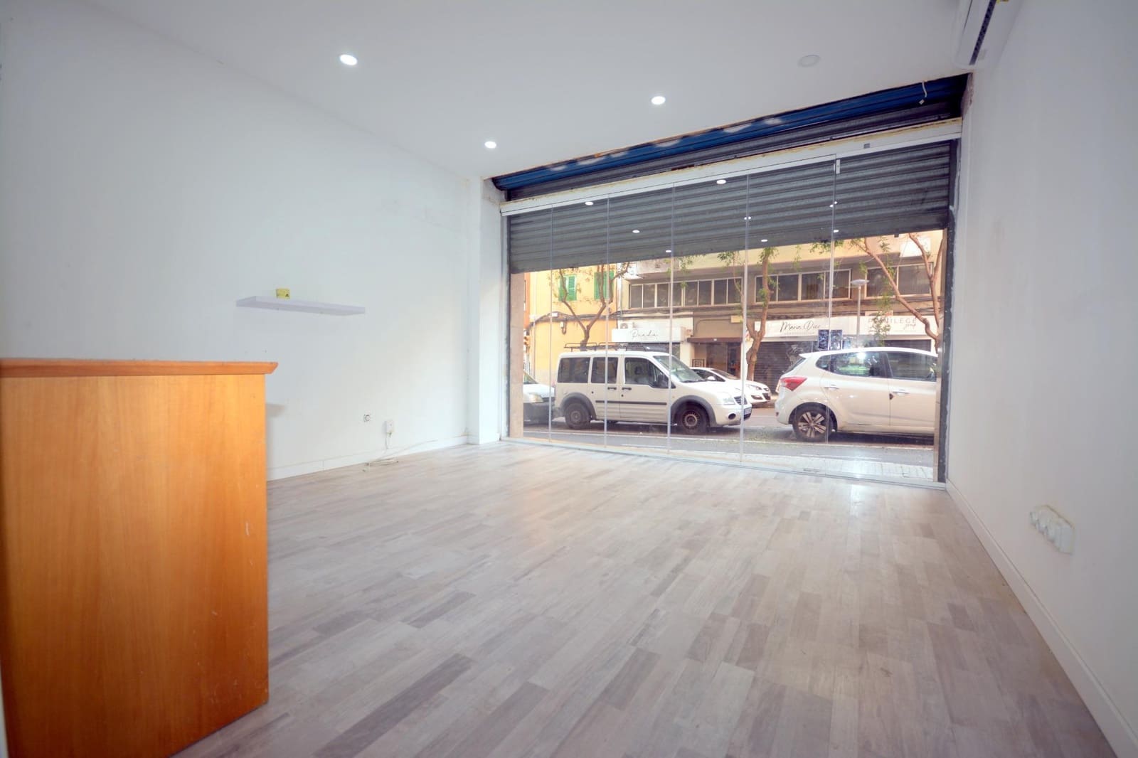 Commercial for rent in Palma de Mallorca - € 1,500 (Ref: 9608151)