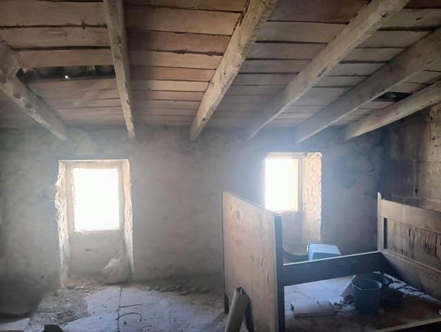 Huis te koop in Vilafranca de Bonany - € 190.000 (Ref: 9615615)