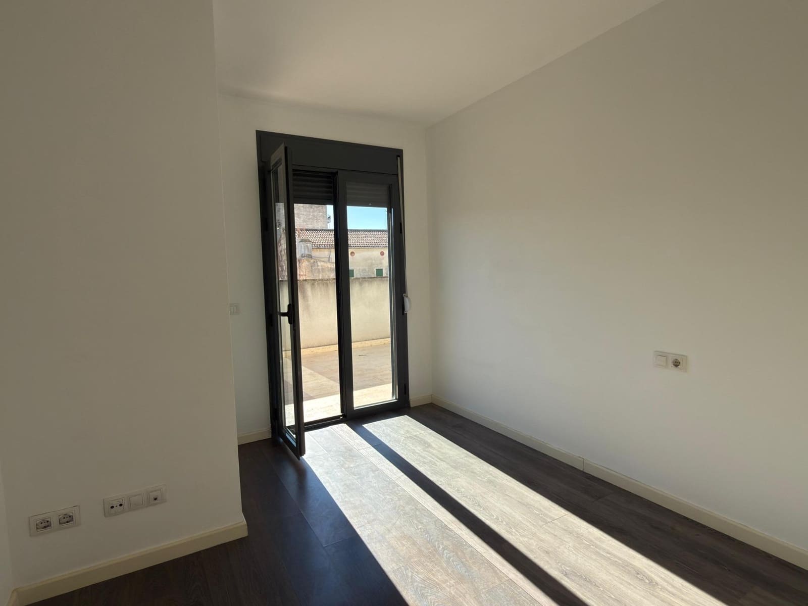 2 soveværelse Lejlighed til salg i Inca med garage - € 345.000 (Ref: 9625779)