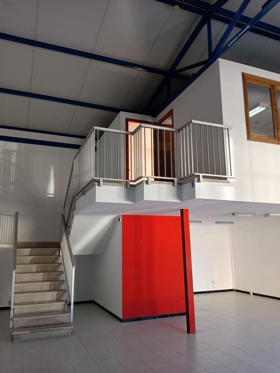 Comercial para arrendar em Manacor - 1 200 € (Ref: 9630107)