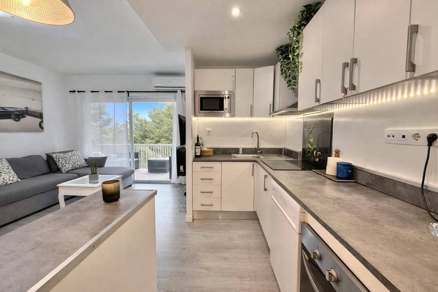 3 makuuhuone Huoneisto myytävänä paikassa Sol de Mallorca mukana uima-altaan - 430 000 € (Ref: 9656185)