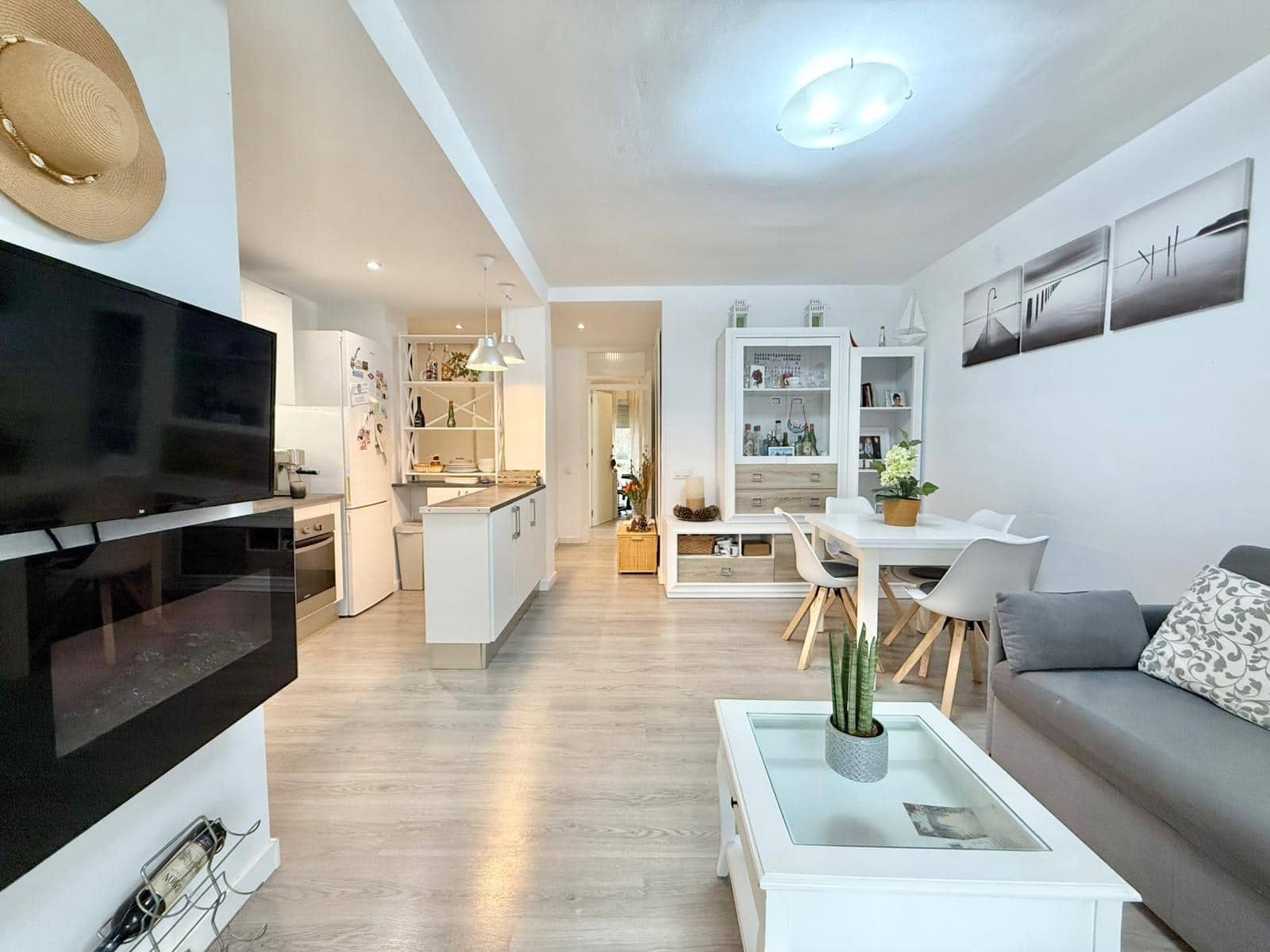 3 bedroom Apartment for sale in Sol de Mallorca with pool - € 430,000 (Ref: 9656185)