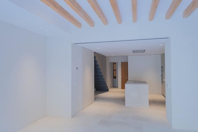 2 bedroom Townhouse for sale in Mancor de la Vall with pool - € 810,000 (Ref: 9666604)