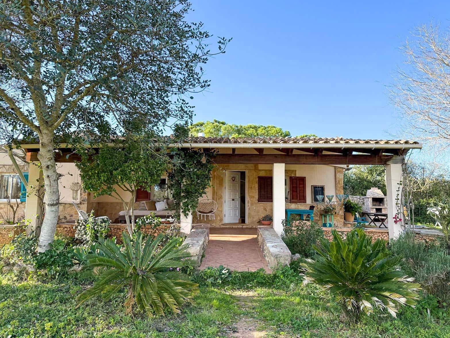 2 bedroom Finca/Country House for sale in Santa Margalida - € 390,000 (Ref: 9674316)