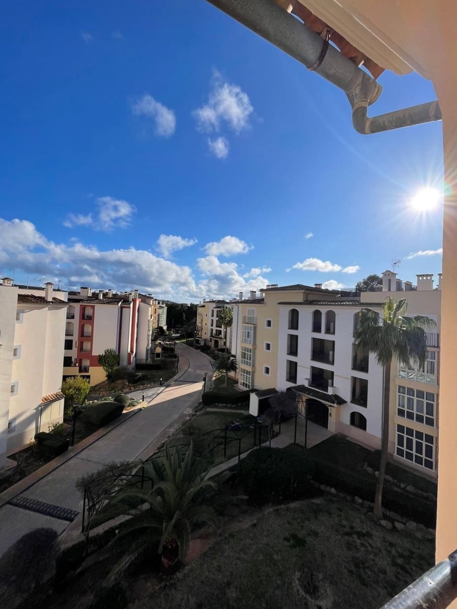 3 bedroom Penthouse for sale in Santa Ponsa with pool - € 1,640,000 (Ref: 9674317)