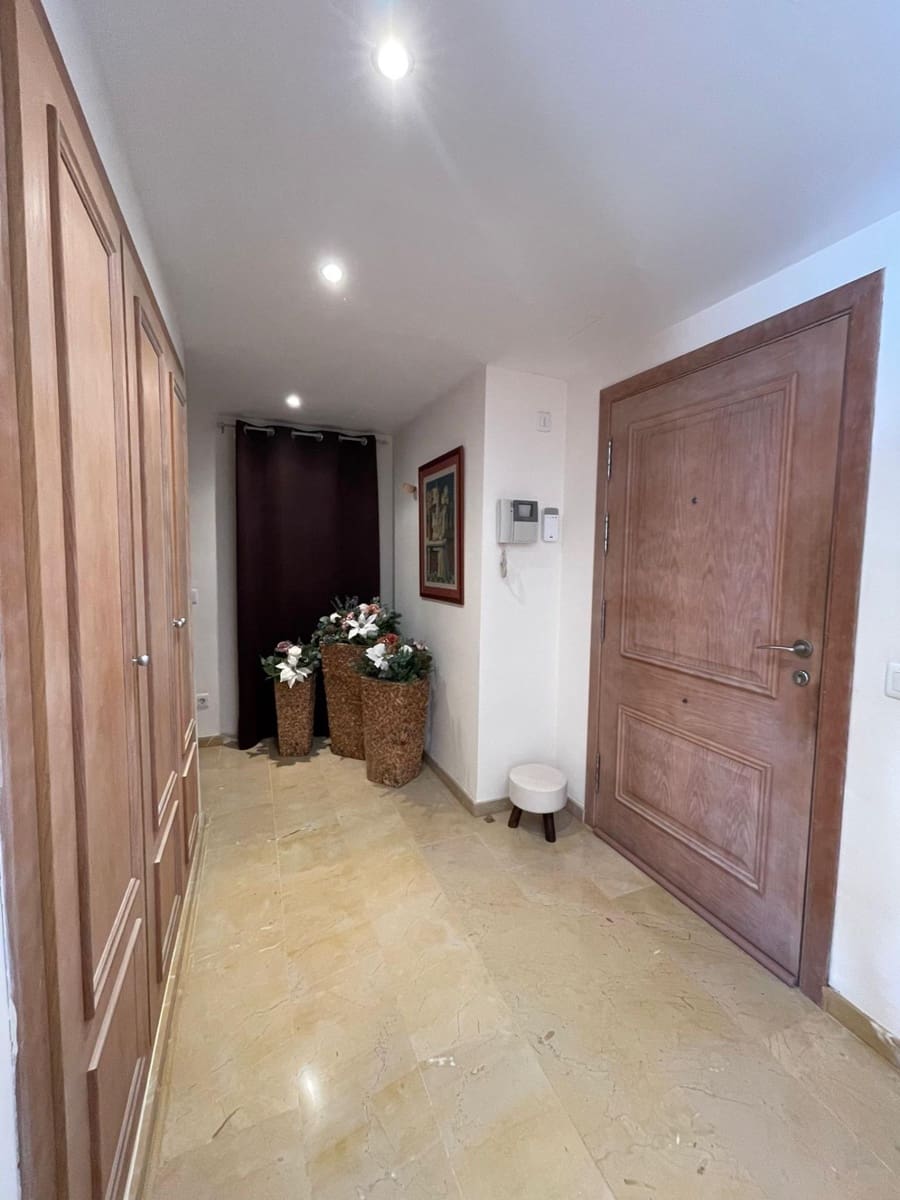 3 bedroom Penthouse for sale in Santa Ponsa with pool - € 1,640,000 (Ref: 9674317)