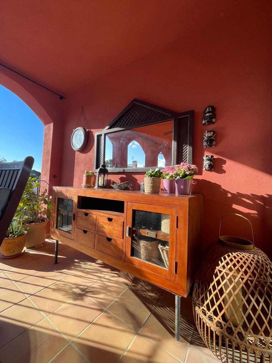 3 bedroom Penthouse for sale in Santa Ponsa with pool - € 1,640,000 (Ref: 9674317)