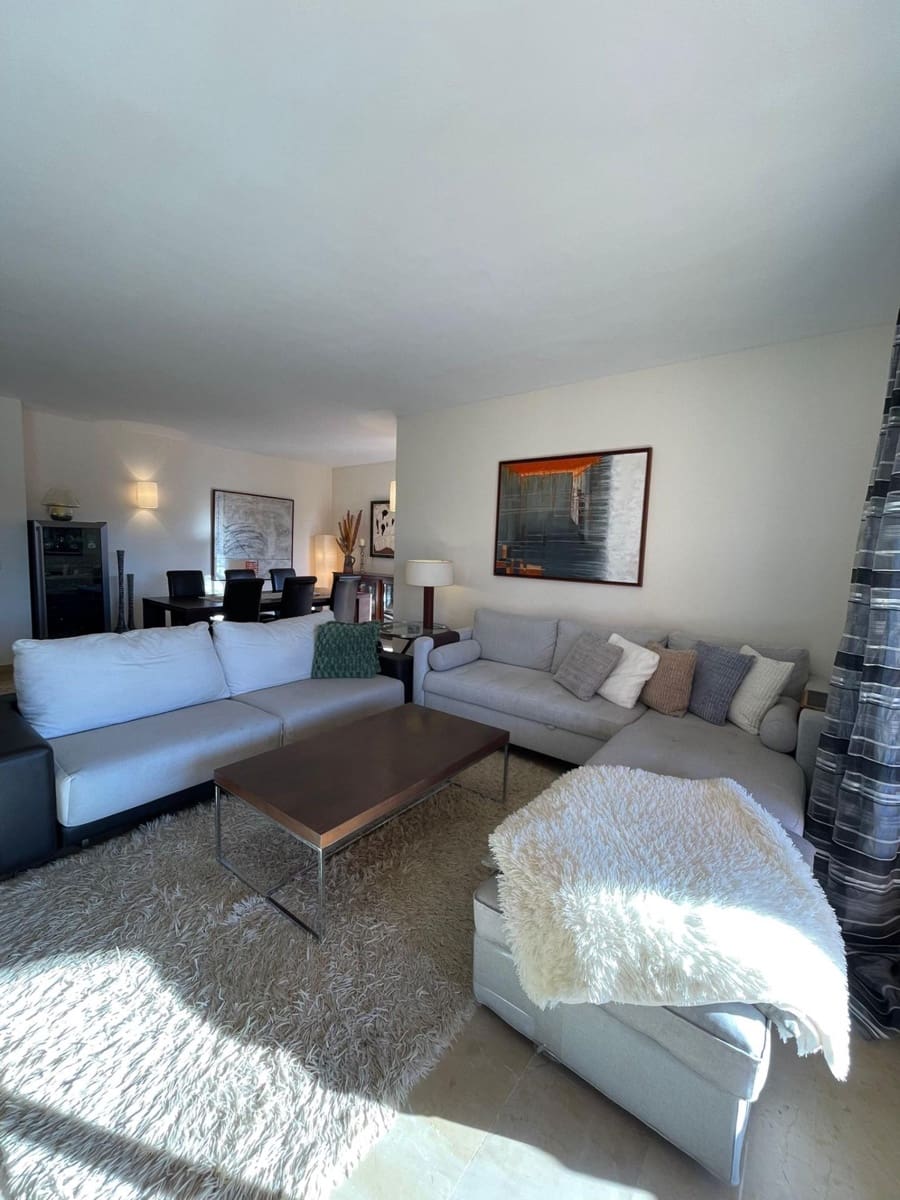 3 bedroom Penthouse for sale in Santa Ponsa with pool - € 1,640,000 (Ref: 9674317)