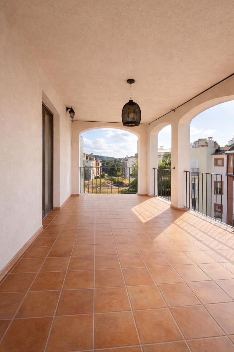 3 bedroom Penthouse for sale in Santa Ponsa with pool - € 1,640,000 (Ref: 9674317)