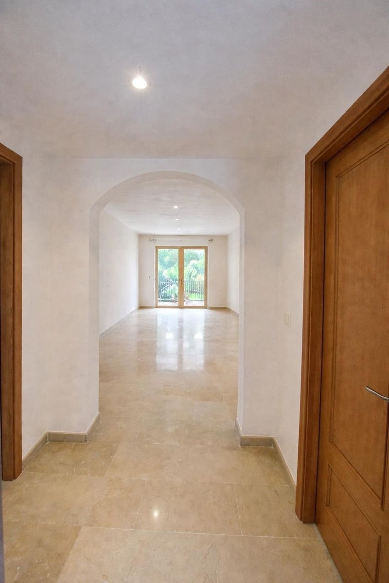 3 bedroom Penthouse for sale in Santa Ponsa with pool - € 1,640,000 (Ref: 9674317)