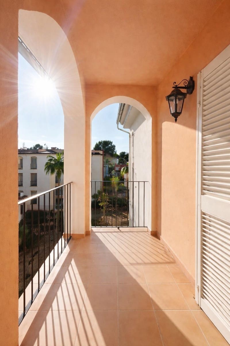 3 bedroom Penthouse for sale in Santa Ponsa with pool - € 1,640,000 (Ref: 9674317)
