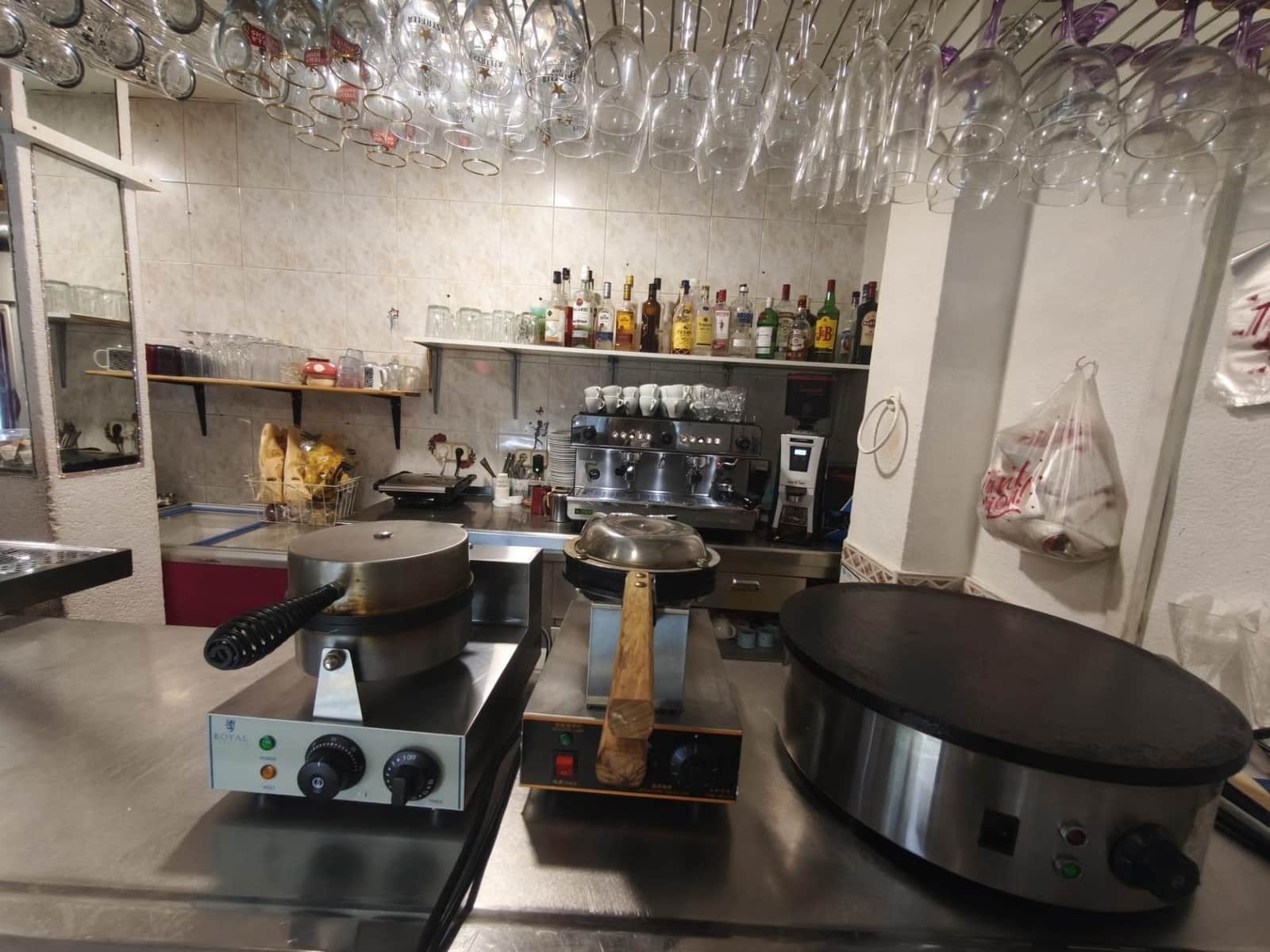 Commercial for sale in Palma de Mallorca - € 35,000 (Ref: 9690697)
