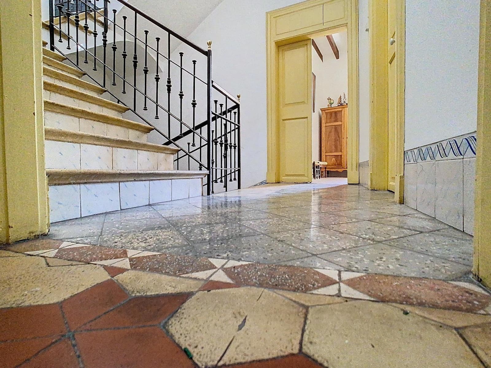 9 bedroom Villa for sale in Manacor with garage - € 1,100,000 (Ref: 9698874)