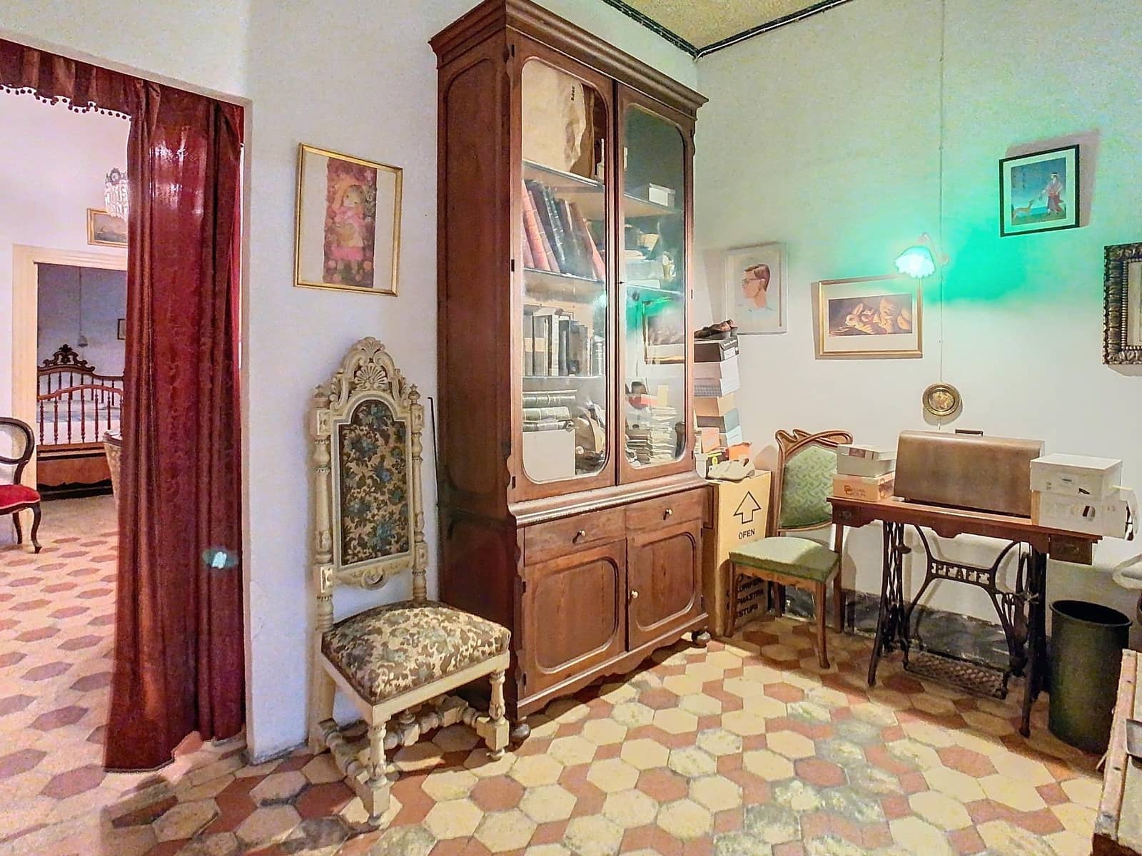 9 bedroom Villa for sale in Manacor with garage - € 1,100,000 (Ref: 9698874)