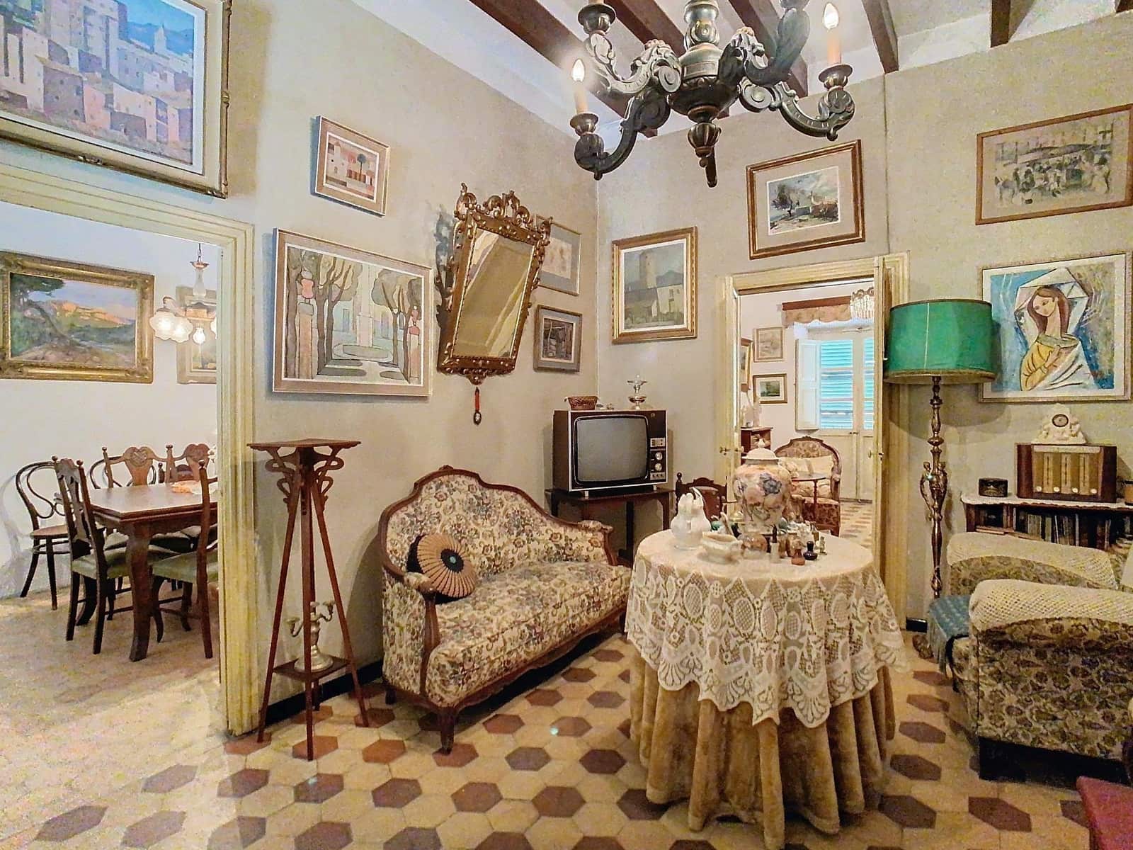 9 bedroom Villa for sale in Manacor with garage - € 1,100,000 (Ref: 9698874)