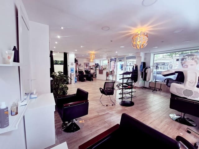 Commercieel te koop in Bons Aires, Palma de Mallorca met garage - € 49.000 (Ref: 9712058)