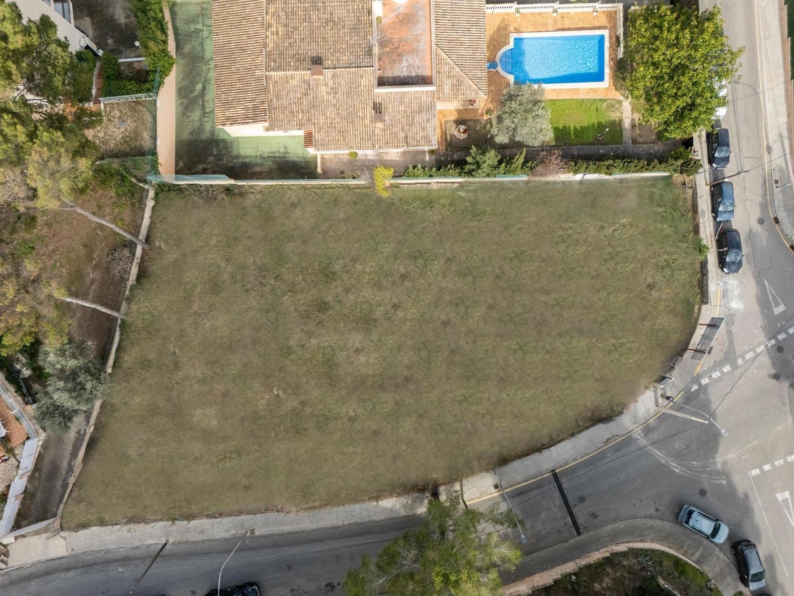 Building Plot for sale in Santa Ponsa - € 1,100,000 (Ref: 9712059)