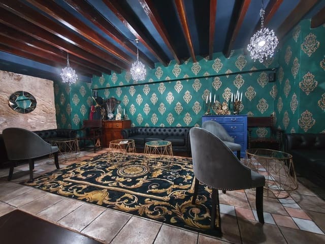 Commercial for sale in Palma de Mallorca - € 140,000 (Ref: 9712060)