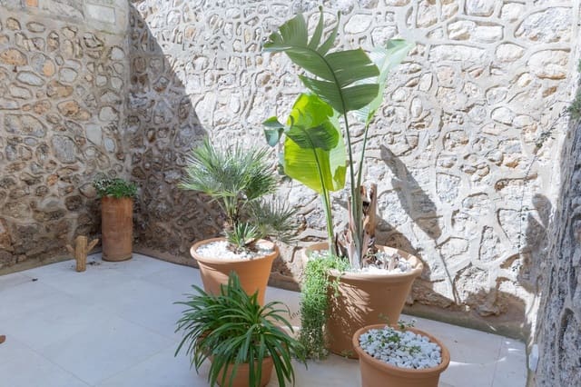 Casa de 3 habitaciones en Mancor de la Vall en venta - 950.000 € (Ref: 9743153)